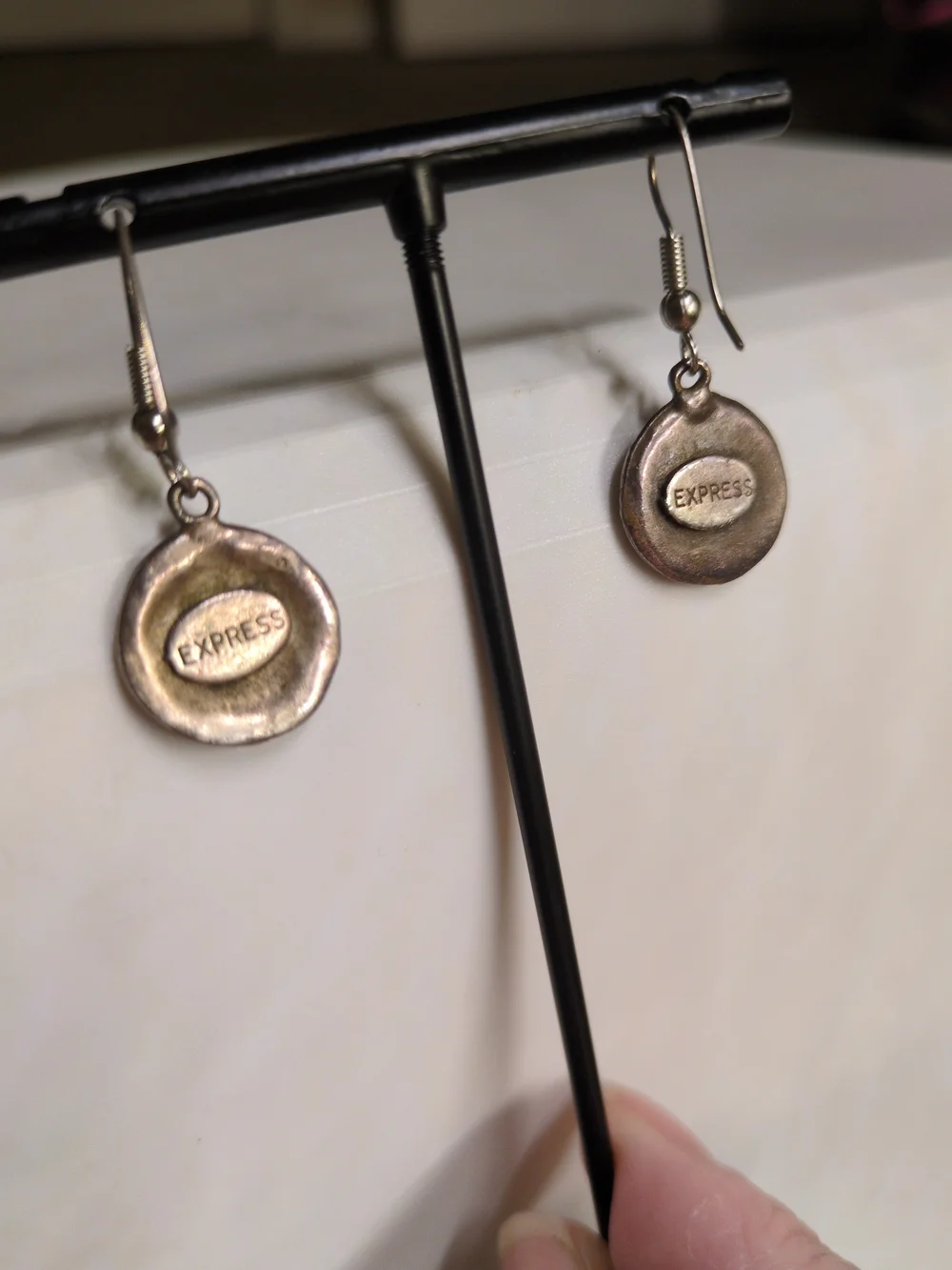 Express drop earrings